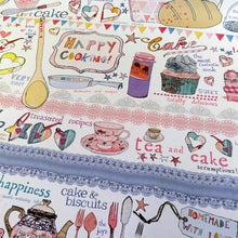 Load image into Gallery viewer, Recycled gift wrap - Homemade