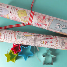 Load image into Gallery viewer, Recycled gift wrap - Homemade
